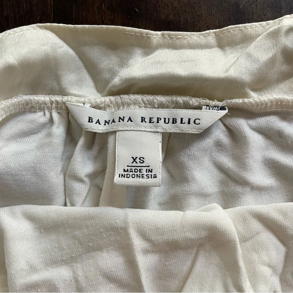 Banana Republic Cream Tank Top with Twisted Straps - Picture 4 of 7